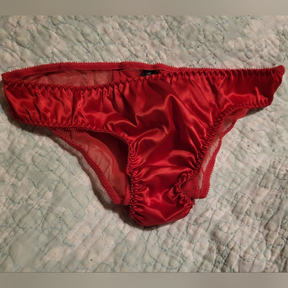 Red Bow VS undies